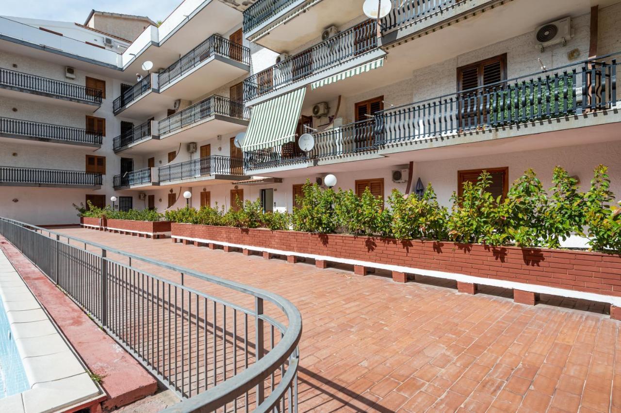 Naxos Charming Penthouse With Swimming Pool X6 Appartement Giardini-Naxos Buitenkant foto