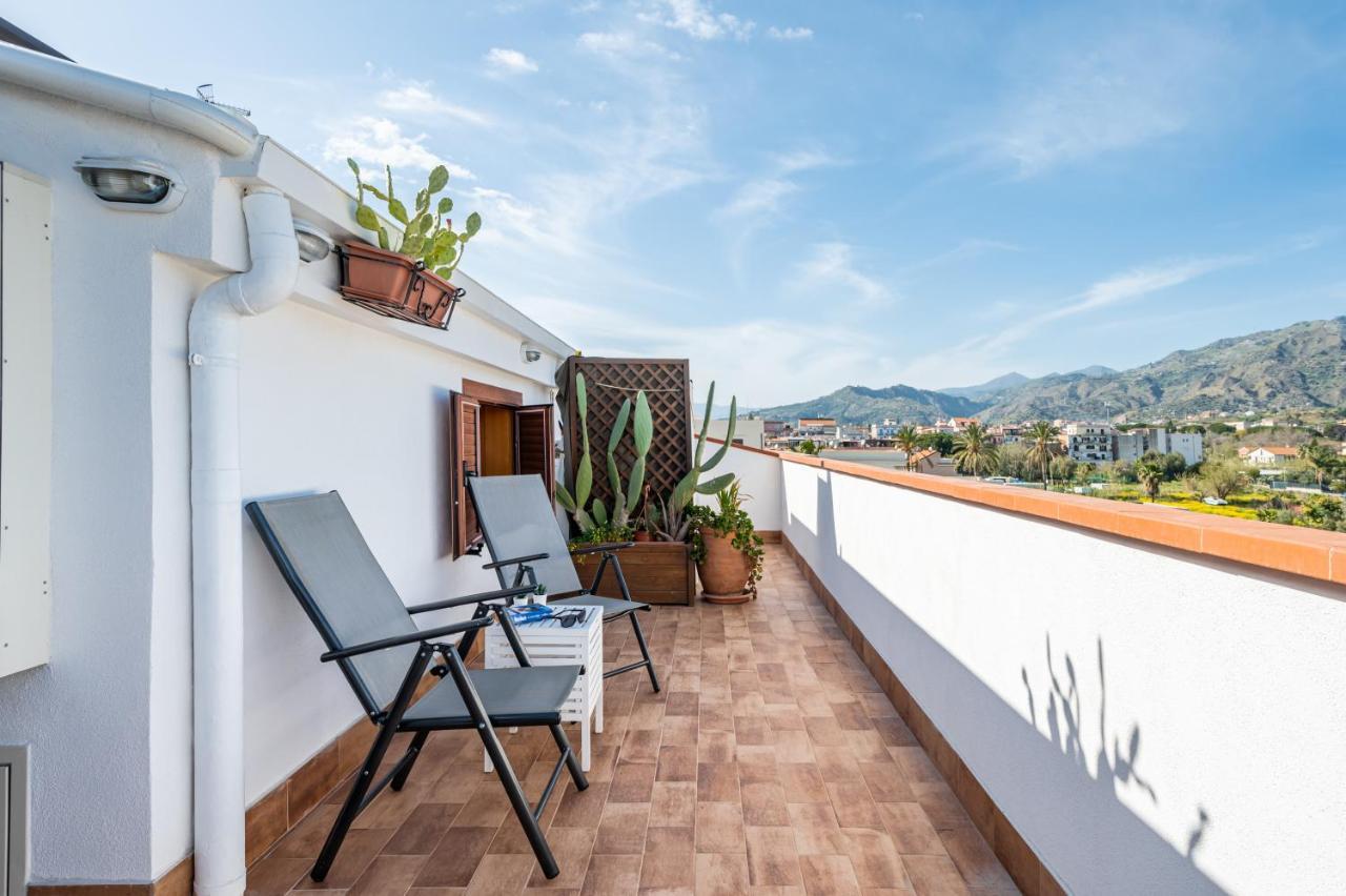 Naxos Charming Penthouse With Swimming Pool X6 Appartement Giardini-Naxos Buitenkant foto